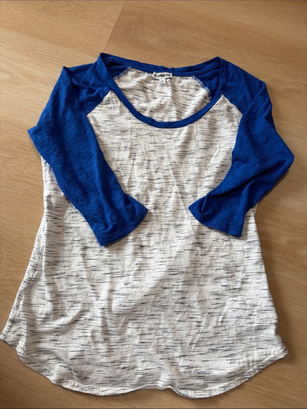 Express Blue Sleeve Cream Heathered Raglan Top